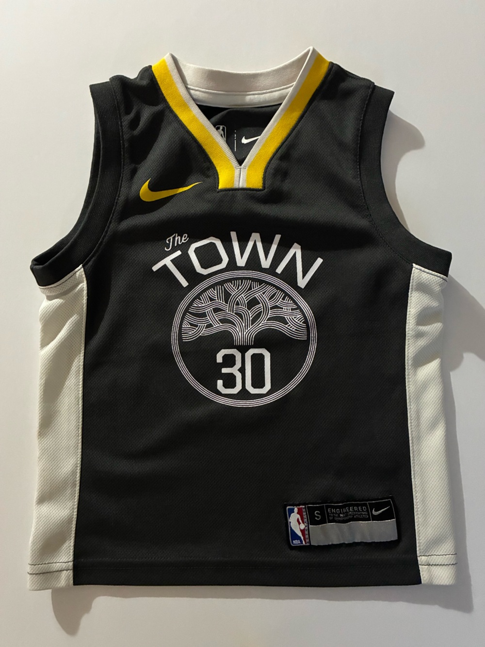 Nike Kids' 'The Town' Stephen Curry #30 Black Basketball Jersey Size Small (4)